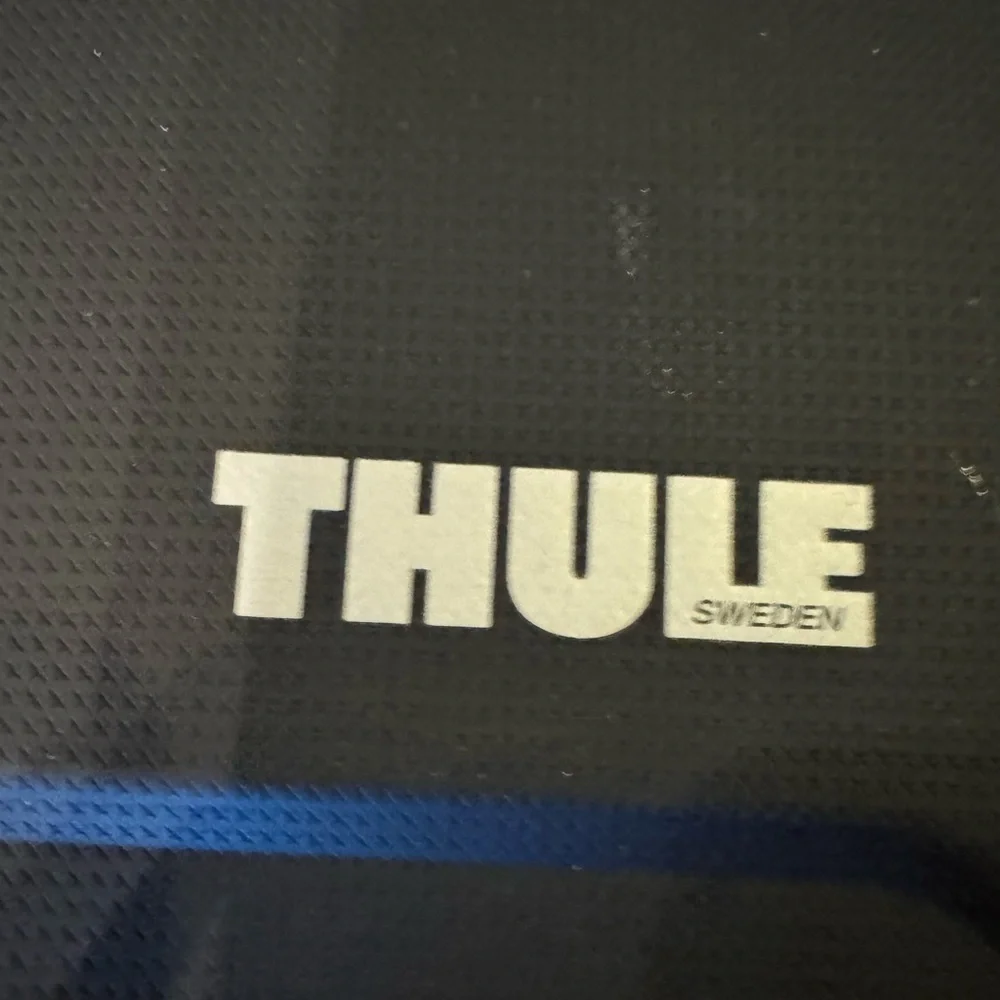 Thule Black Protective Case Gauntlet 4